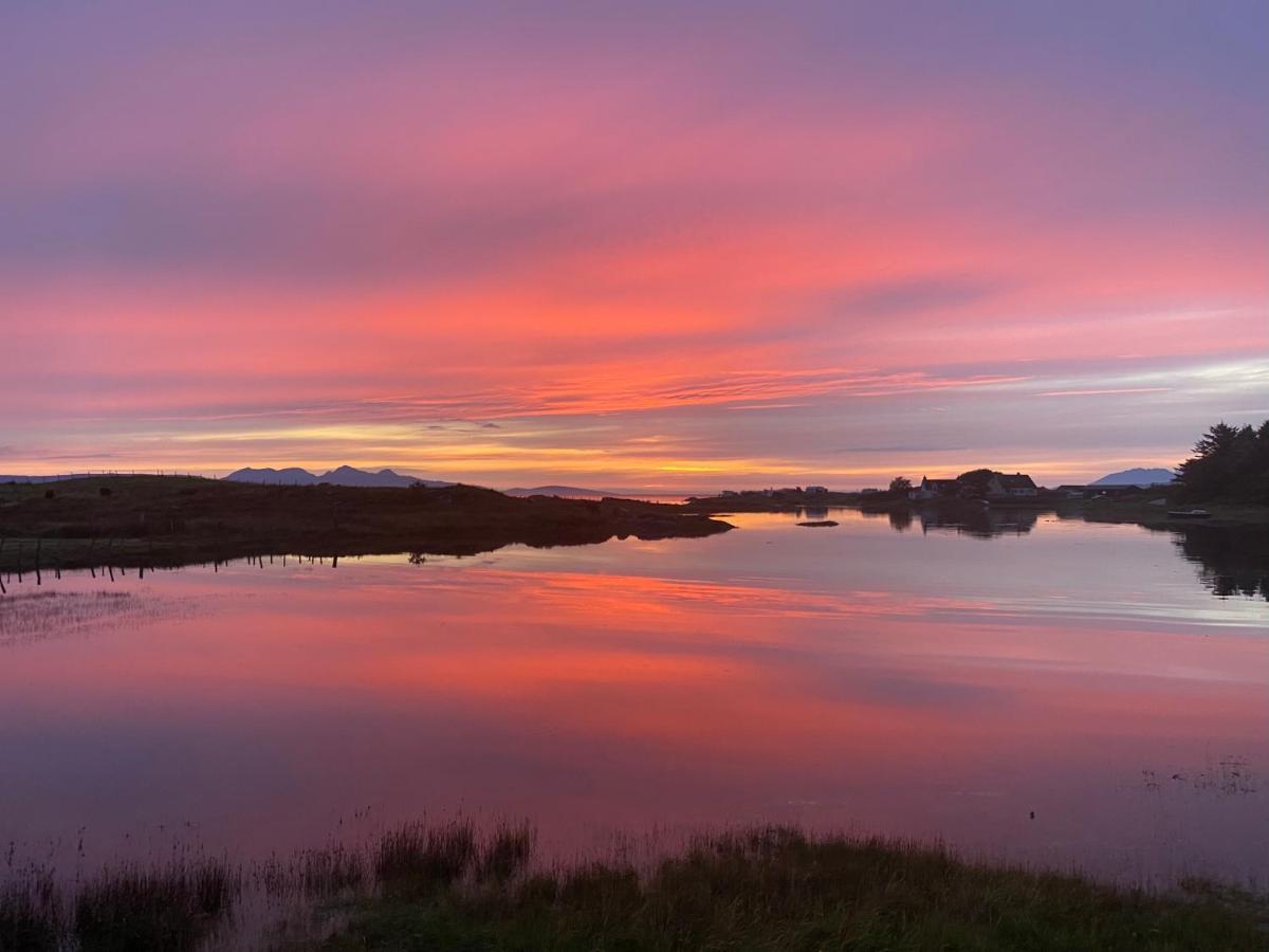 The Sheiling Holiday Home With Gorgeous Views Over The Isles Arisaig Kültér fotó